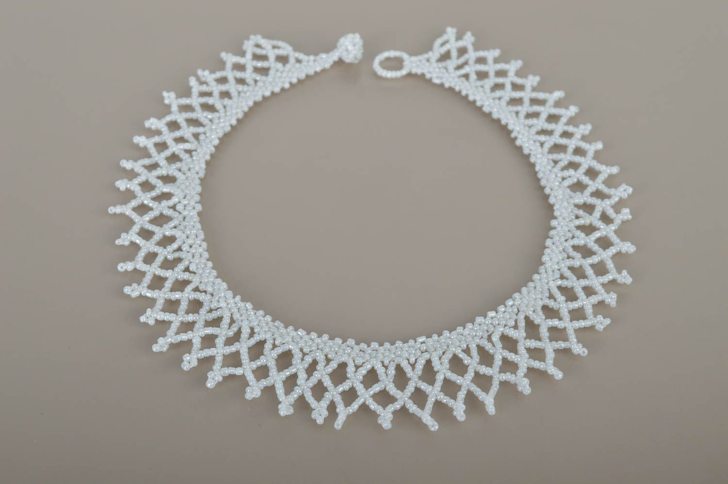 Ожерелье из бисера ручной работы украшение из бисера необычное украшение фото 3