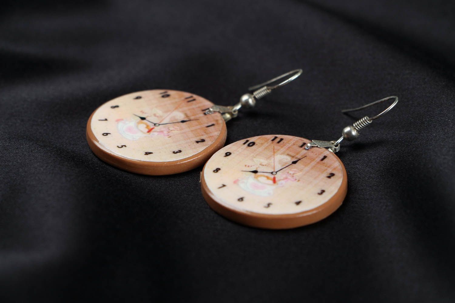 Polymer clay earrings Clock photo 2
