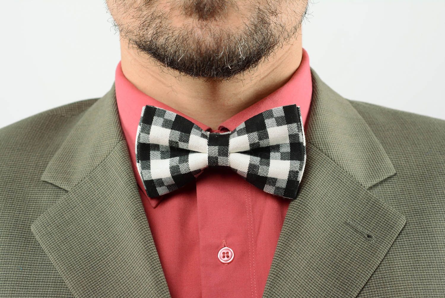 Checkered bow tie in black and white colors photo 1