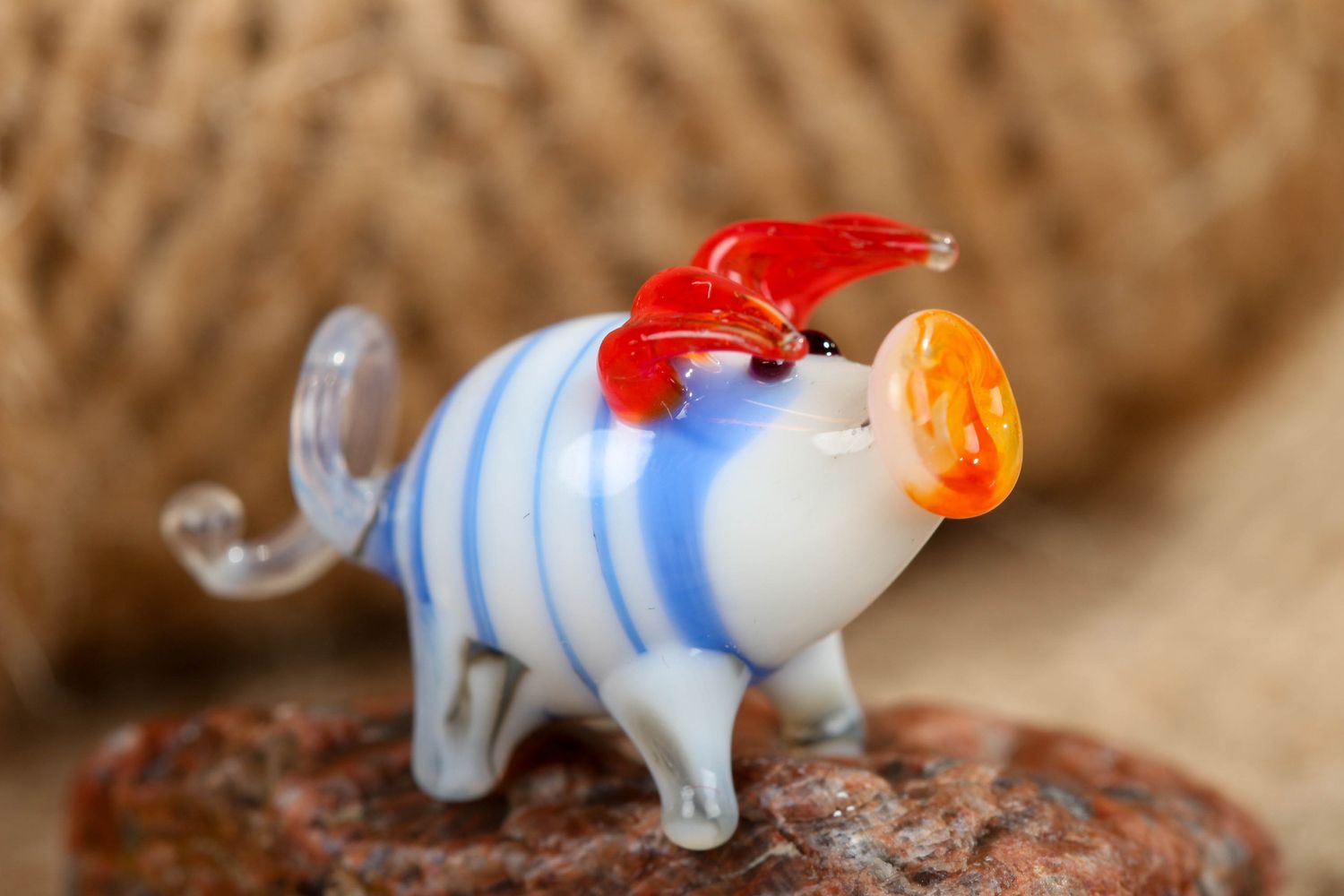 Handmade Tierfigur Schwein aus Glas foto 4