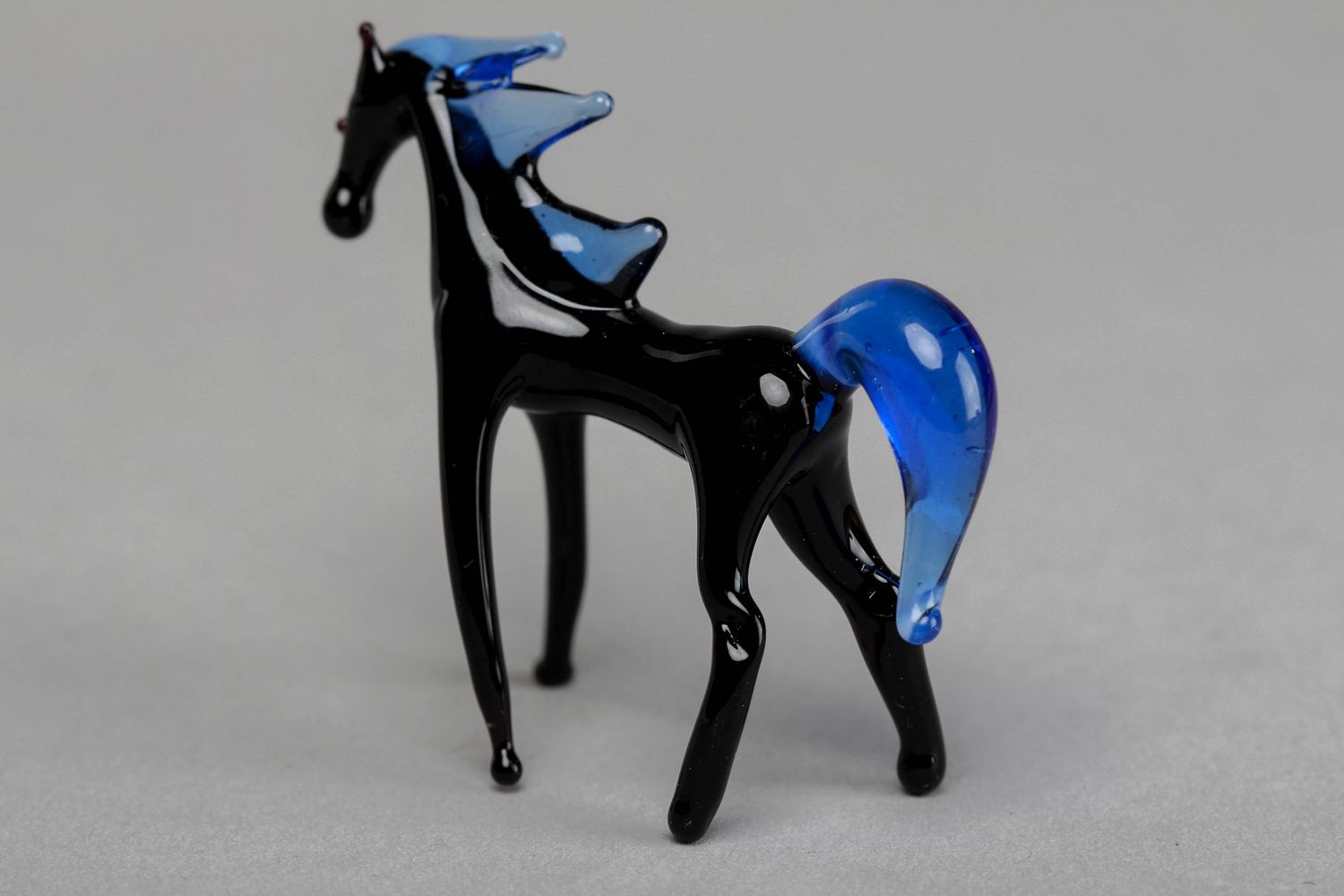 Лэмпворк фигурка из стекла Лошадь синяя фото 2