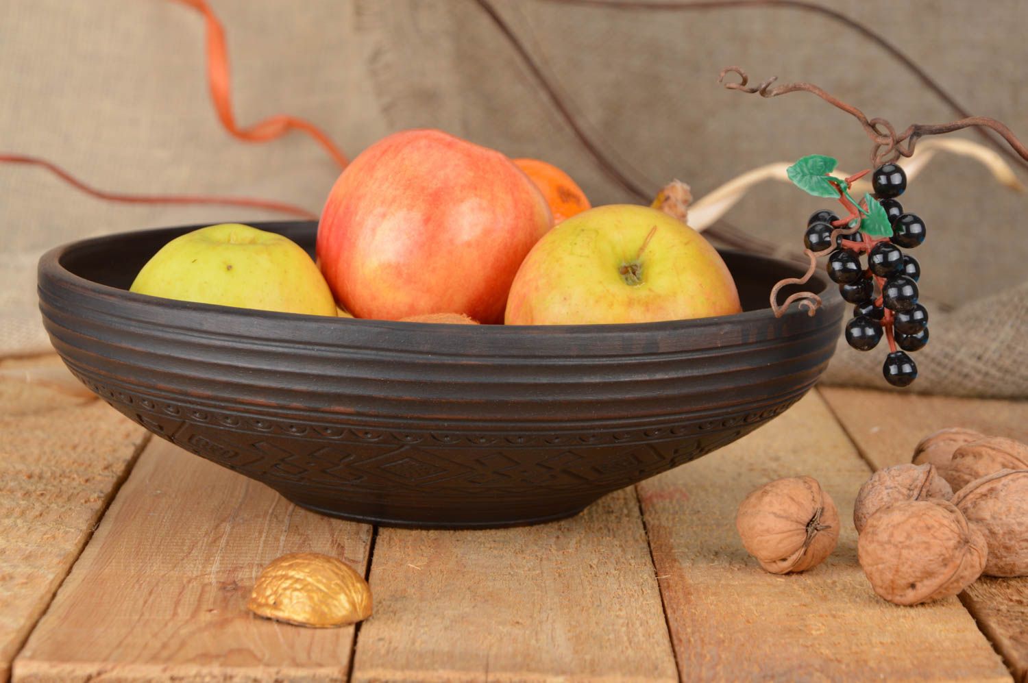 Ton Schüssel für Obst öko reines Geschirr aus Keramik handmade 1.5 l dunkel foto 1