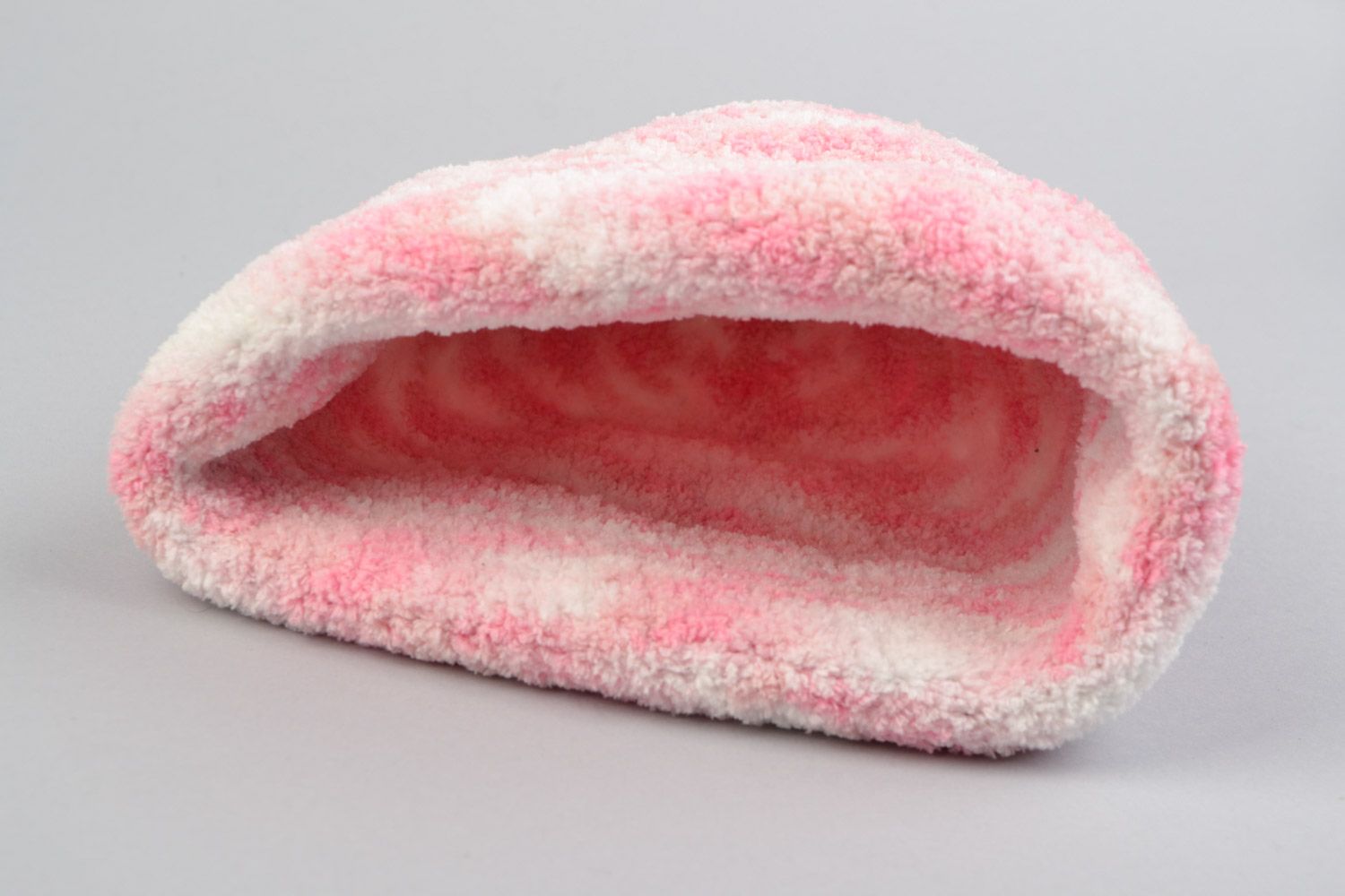Bonnet d'hiver enfant tricoté au crochet en microfibre rose fait main extensible photo 3