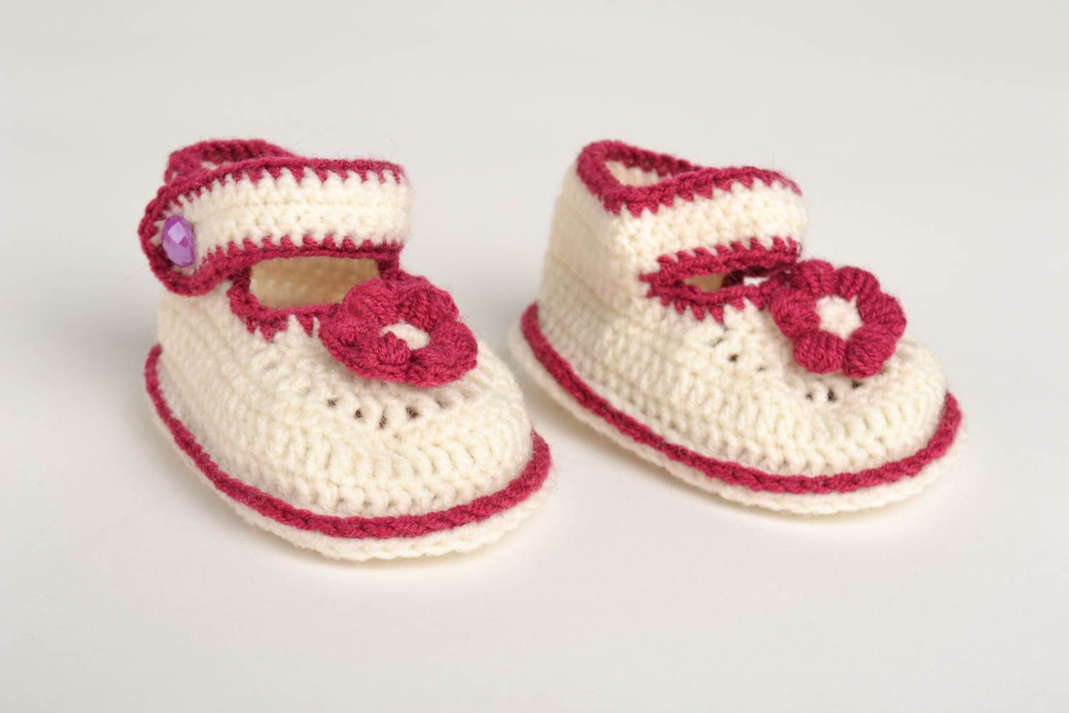 Chaussons bébé fait main au crochet en mi-laine design Chaussures bébé photo 3