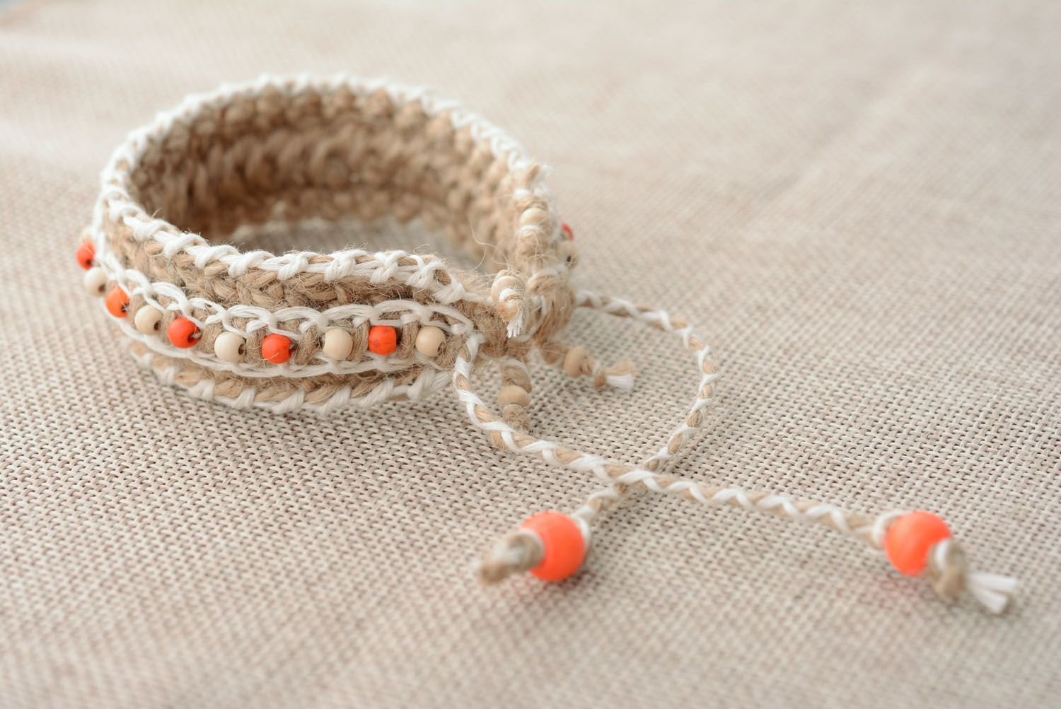Bracelet de jute avec perles en bois  photo 2