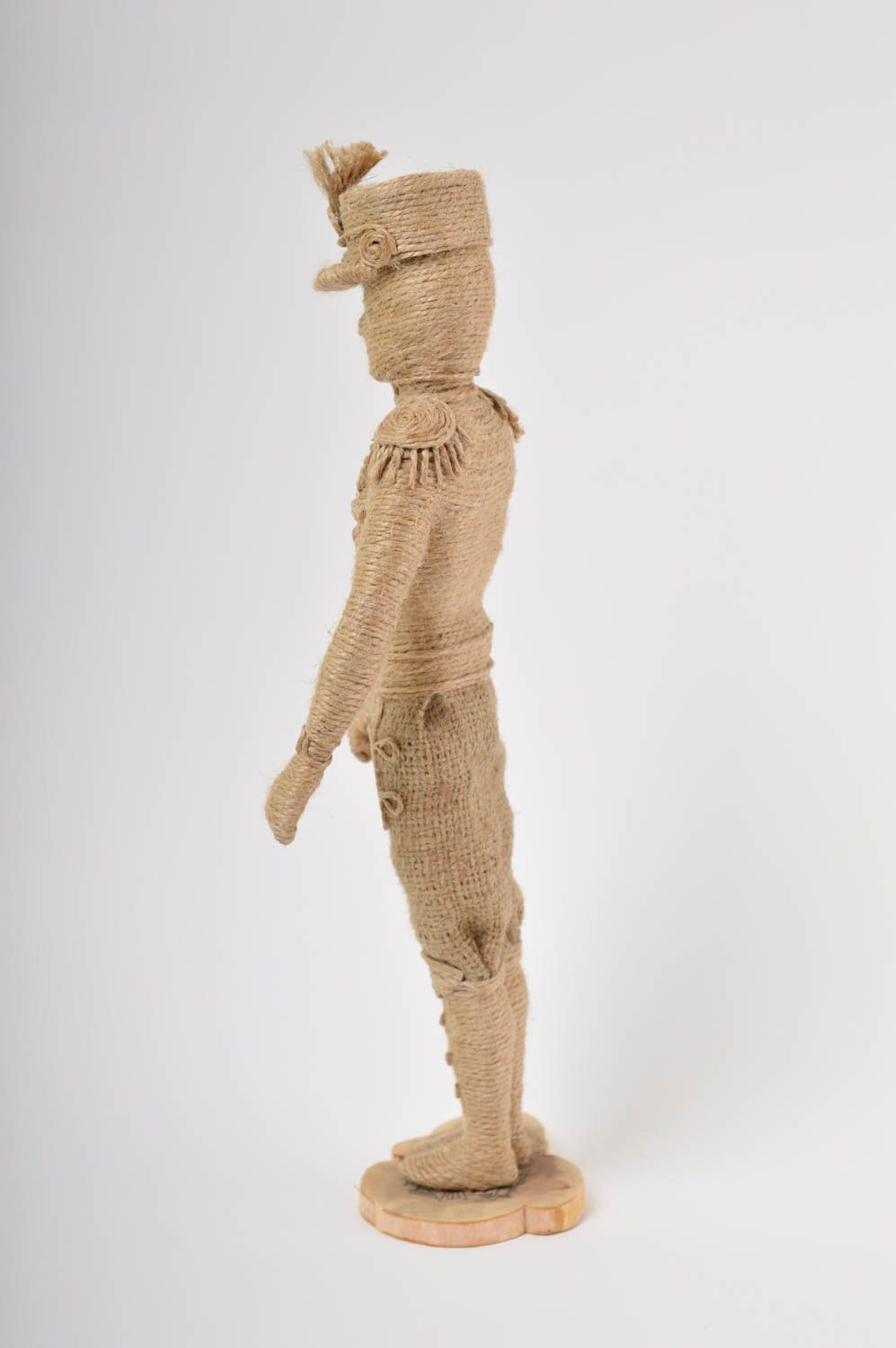 Figura original hecha a mano de yute muñeco artesanal objeto decorativo foto 4