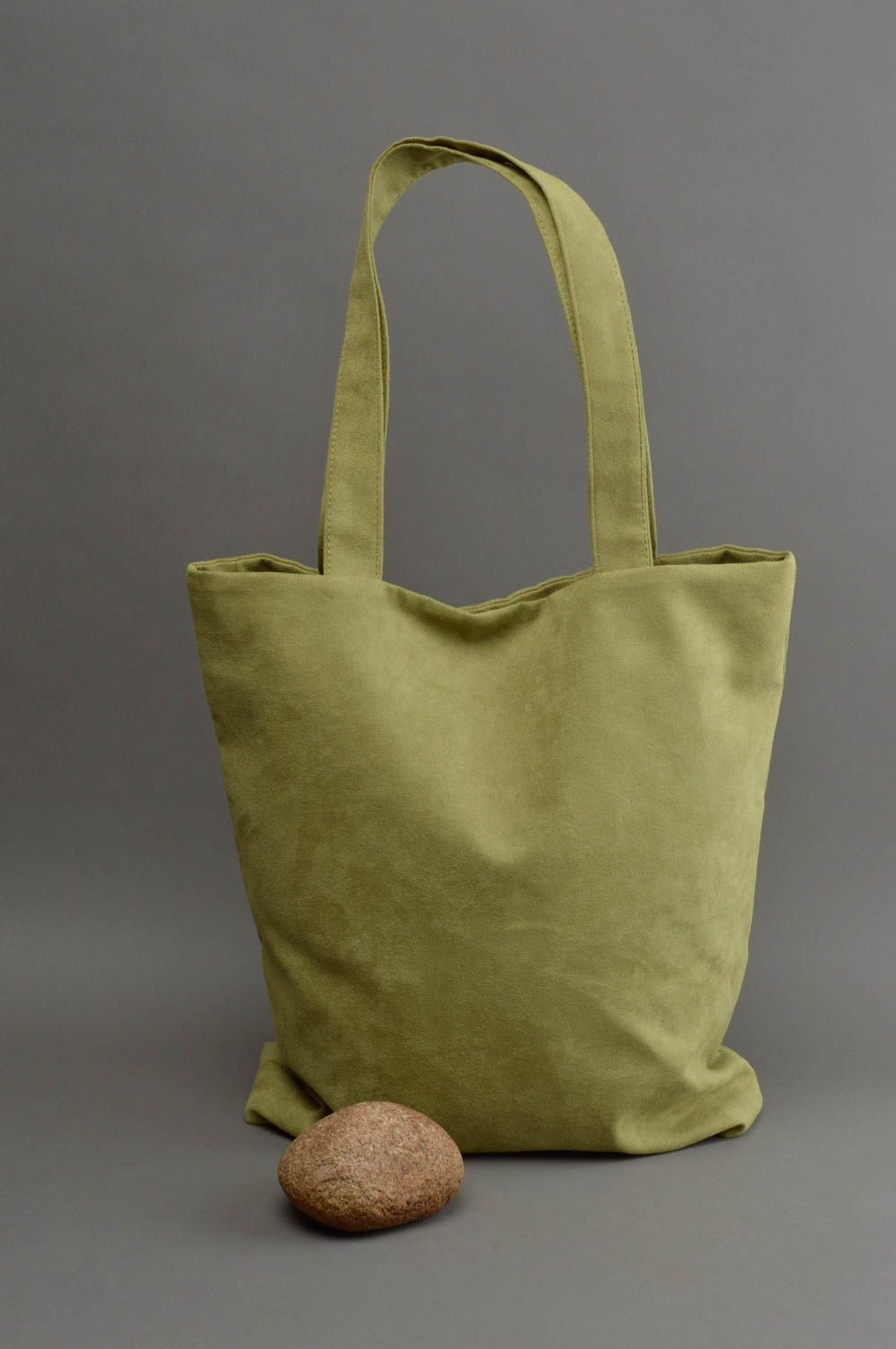 Grand sac à main en daim artificiel vert fait main avec poche intérieure photo 1
