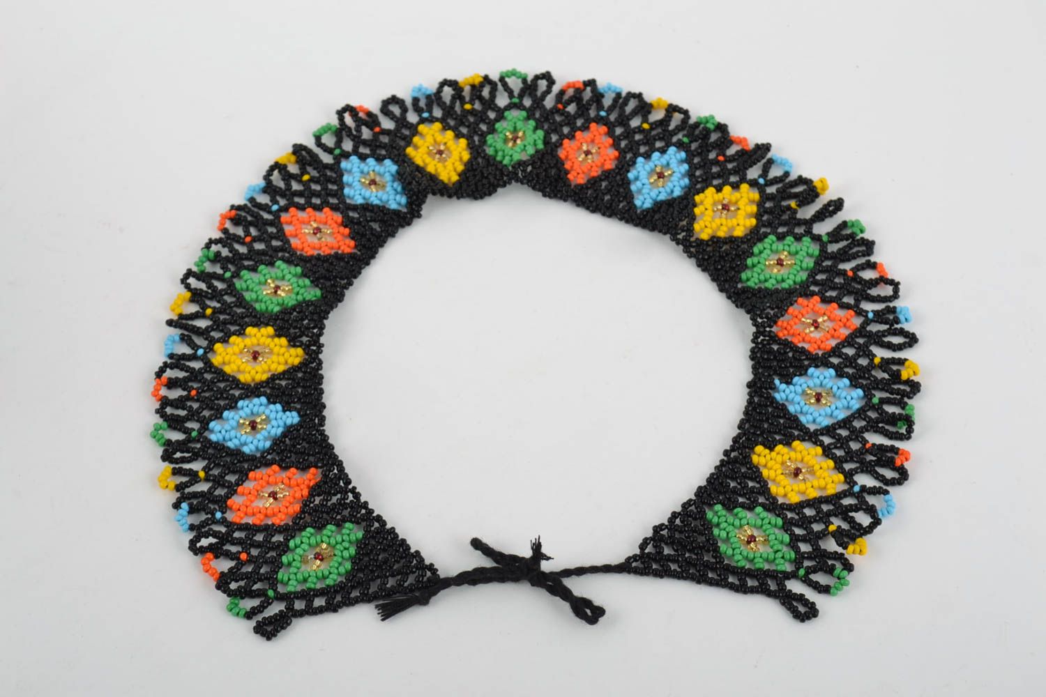 Авторское ожерелье из чешского бисера оригинальное разноцветное ручной работы фото 4