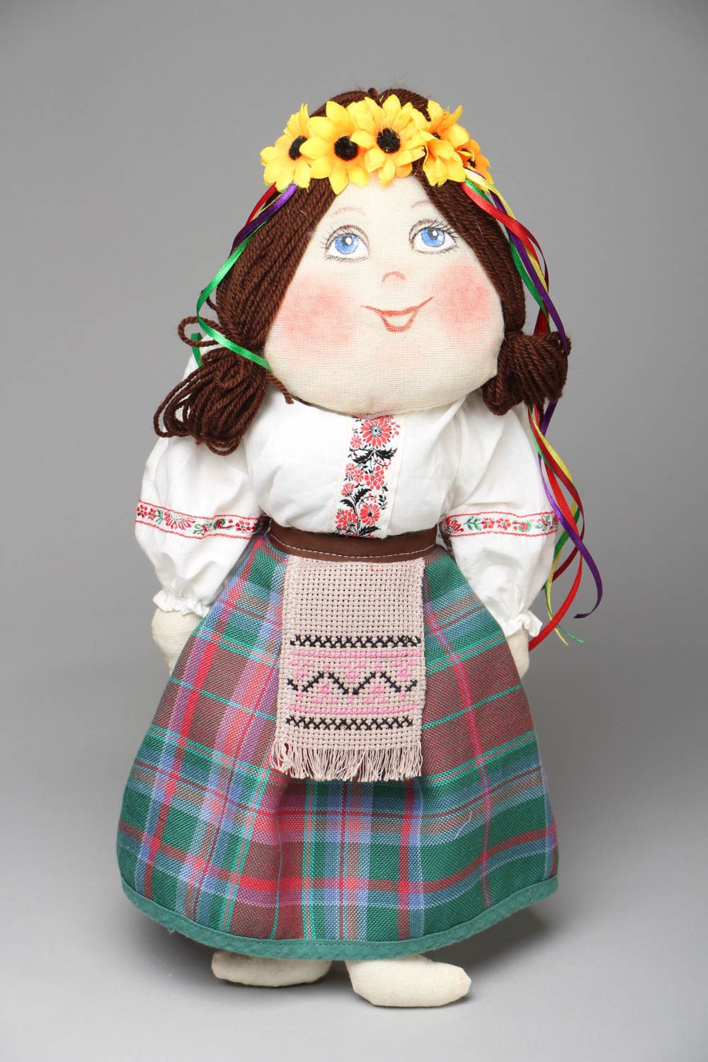 Textil Puppe mit Kranz foto 1