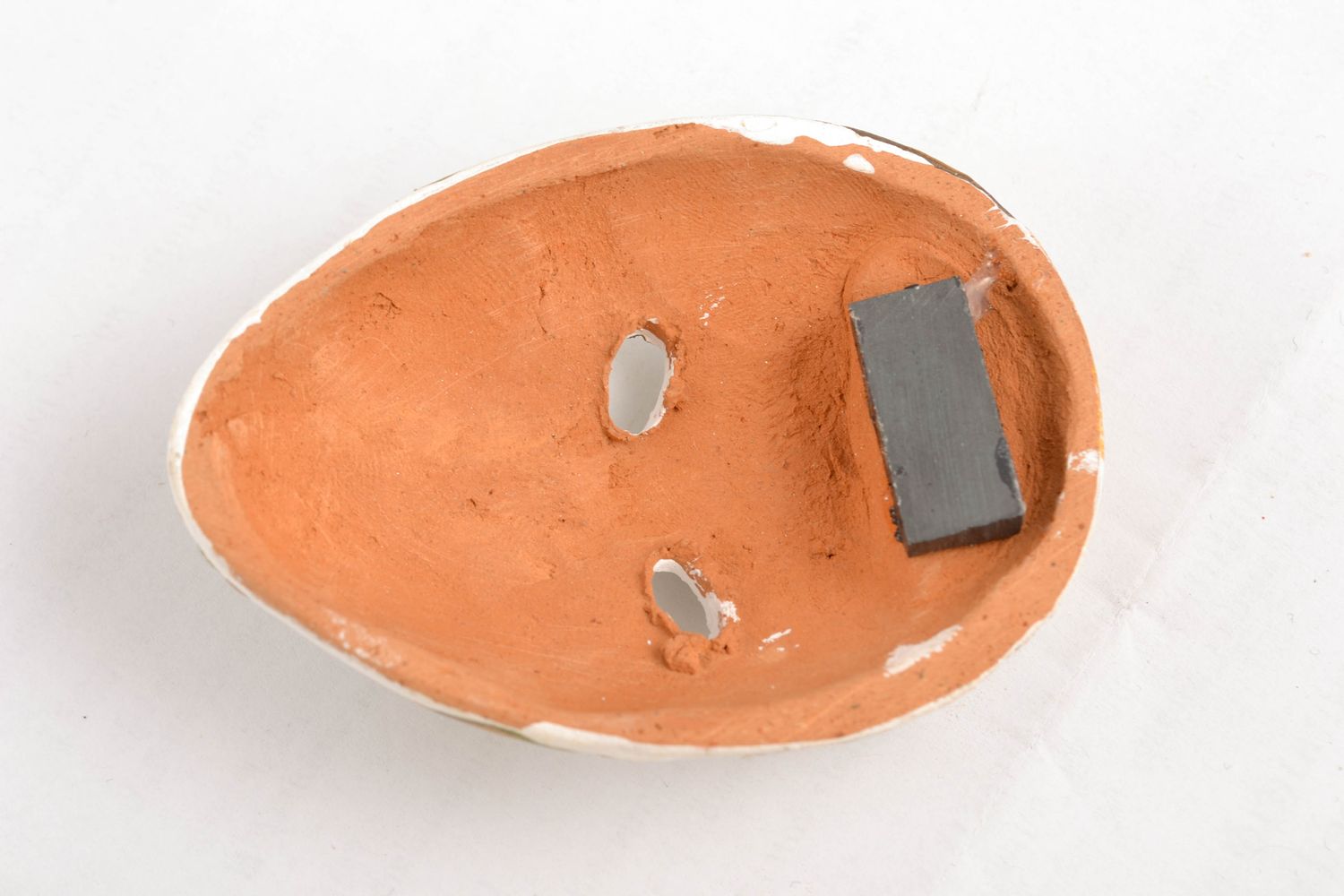 Magnet en céramique original en forme de masque photo 5