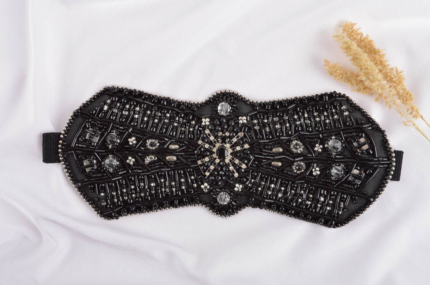 Schöne Haarband handmade schwarzes Haarband glänzende Accessoire für Haare foto 1