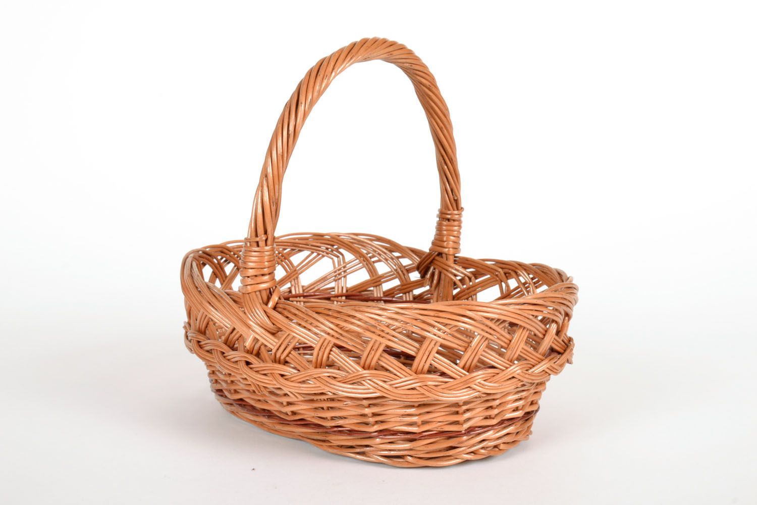 Woven willow basket photo 3