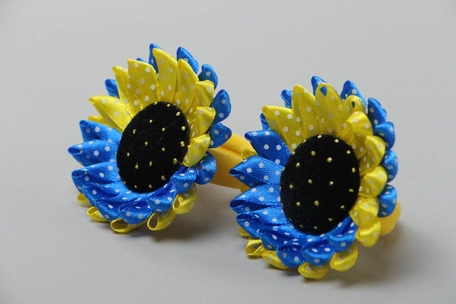 Set of 2 decorative hair bands with satin sunflowers of yellow and blue colors photo 2
