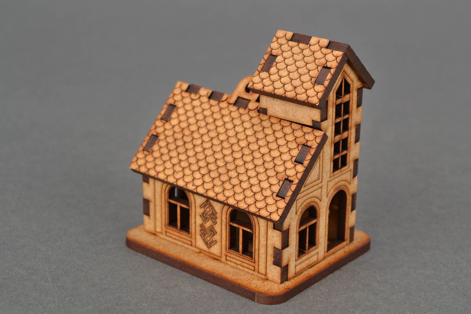 Maisonnette en bois jouet faite main villa photo 3