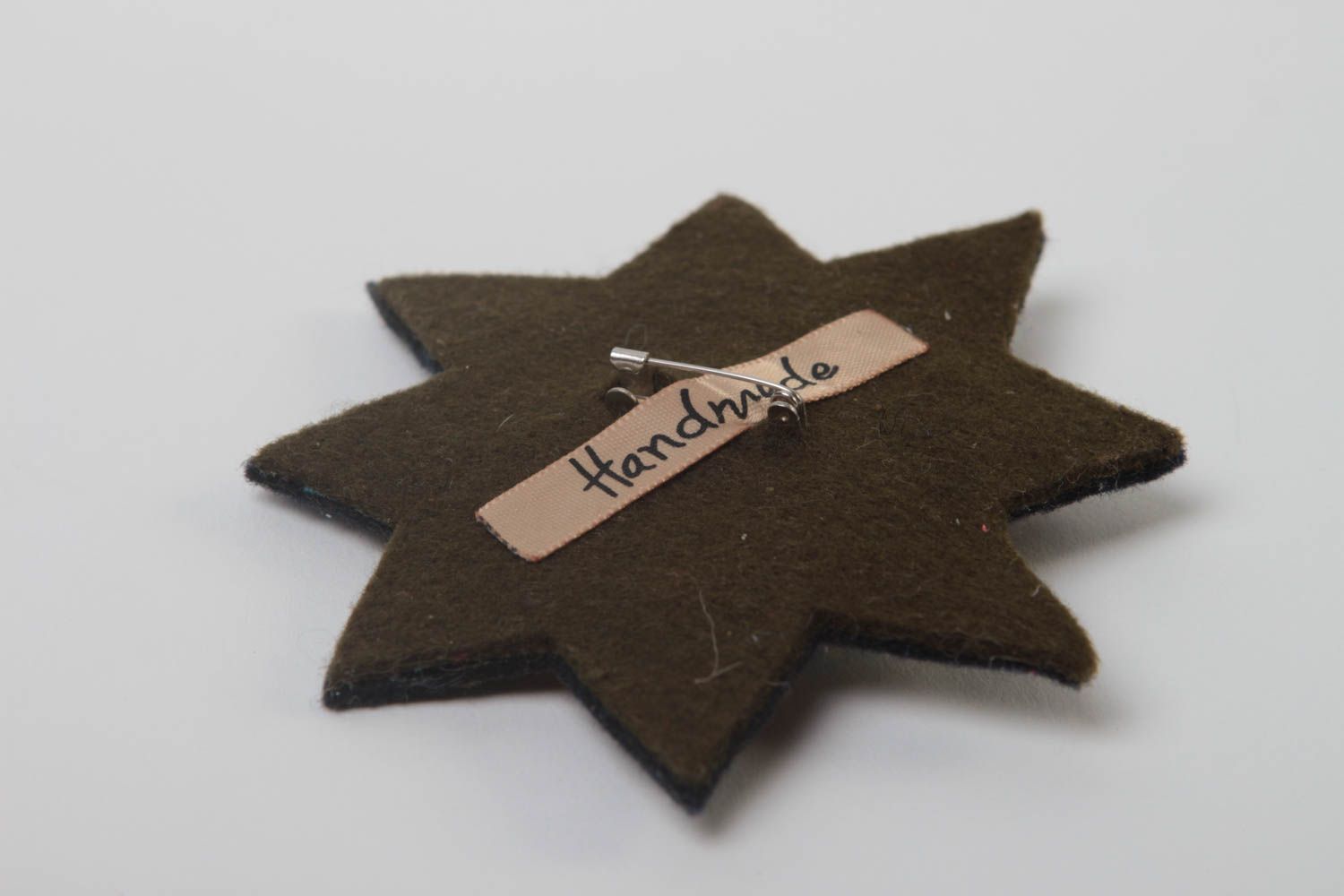 Broche de fieltro estrella hecho a mano accesorio de moda regalo original foto 4