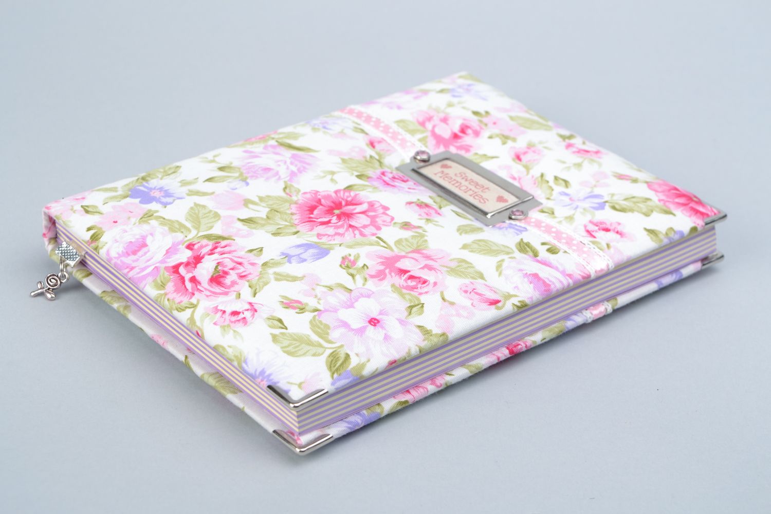 Notebook with fabric cover with flower print photo 1