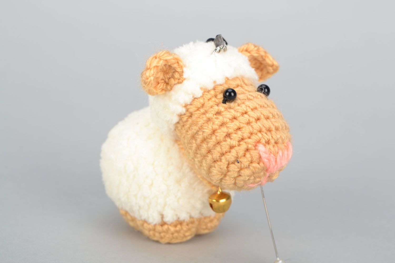Breloque tricotée pour clé originale Mouton photo 1