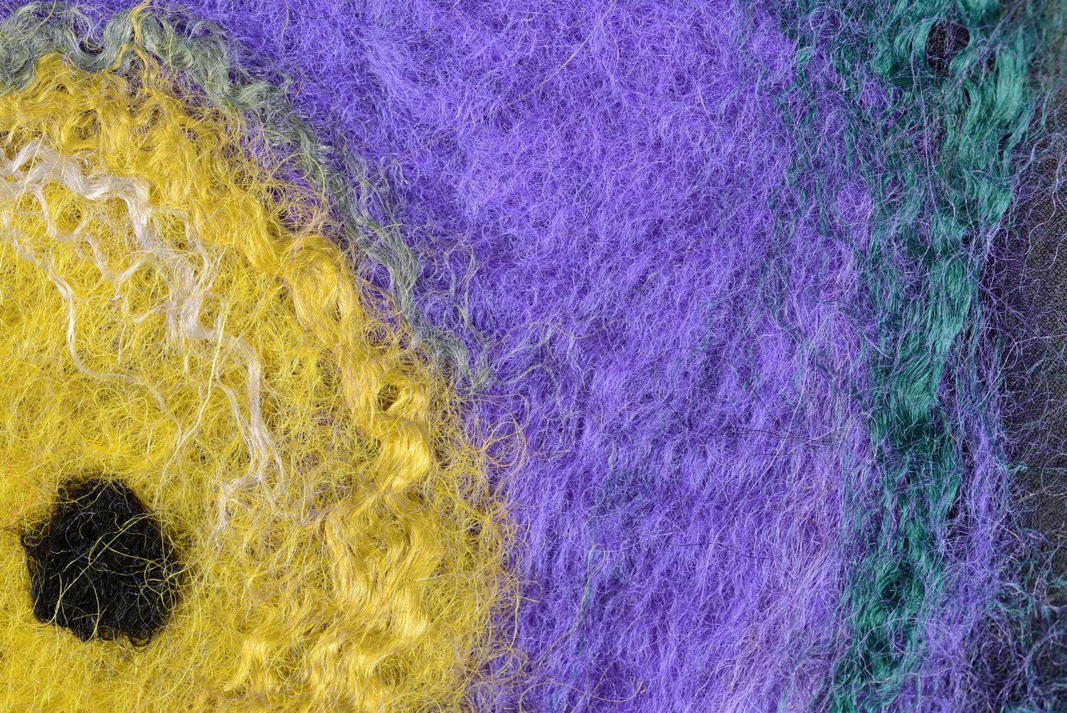 Bufanda de seda y lana con flores de color lila foto 2