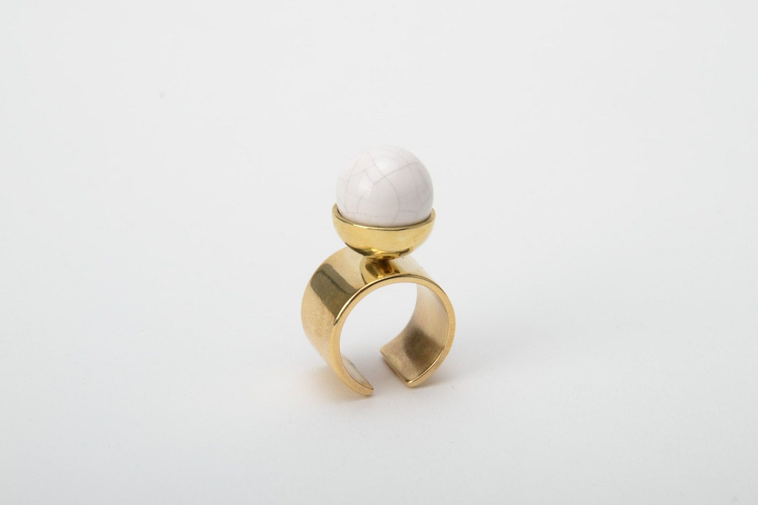 Eleganter offener handmade Ring mit Verzierung aus Fayence aus Metall für Damen foto 4