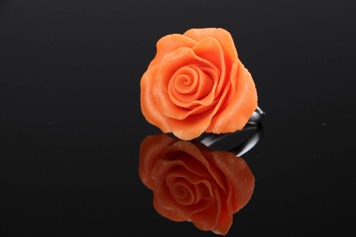 Кольцо из полимерной глины Роза фото 4