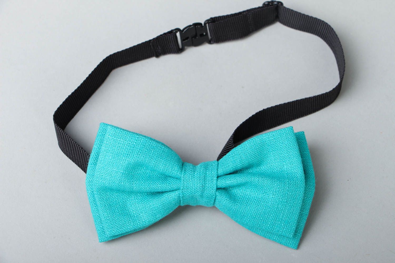 Turquoise fabric bow tie photo 1