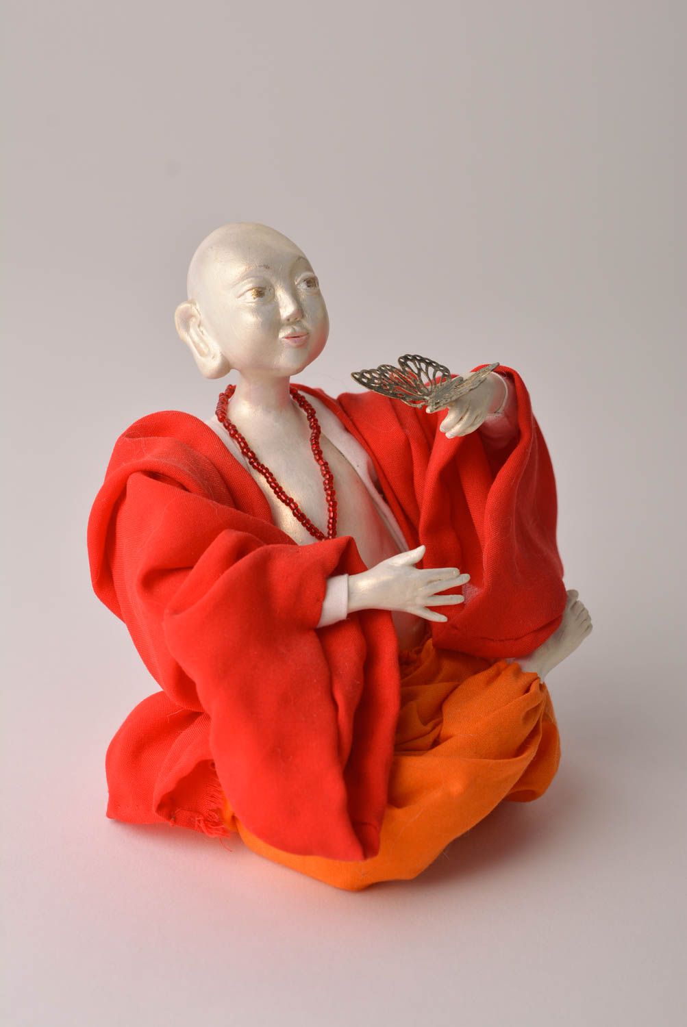 Statuette moine bouddhique Poupée faite main en terre-papier Décoration maison photo 1