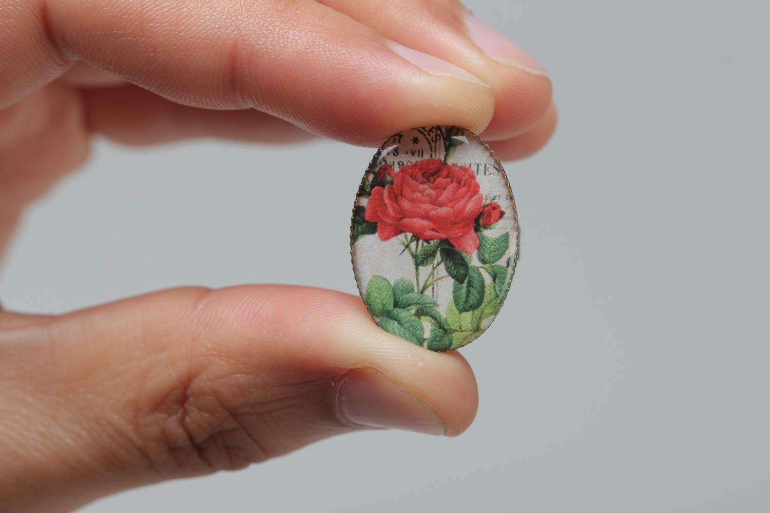 Belle bague en résine pour bijoux faite main originale grande avec image de rose photo 5