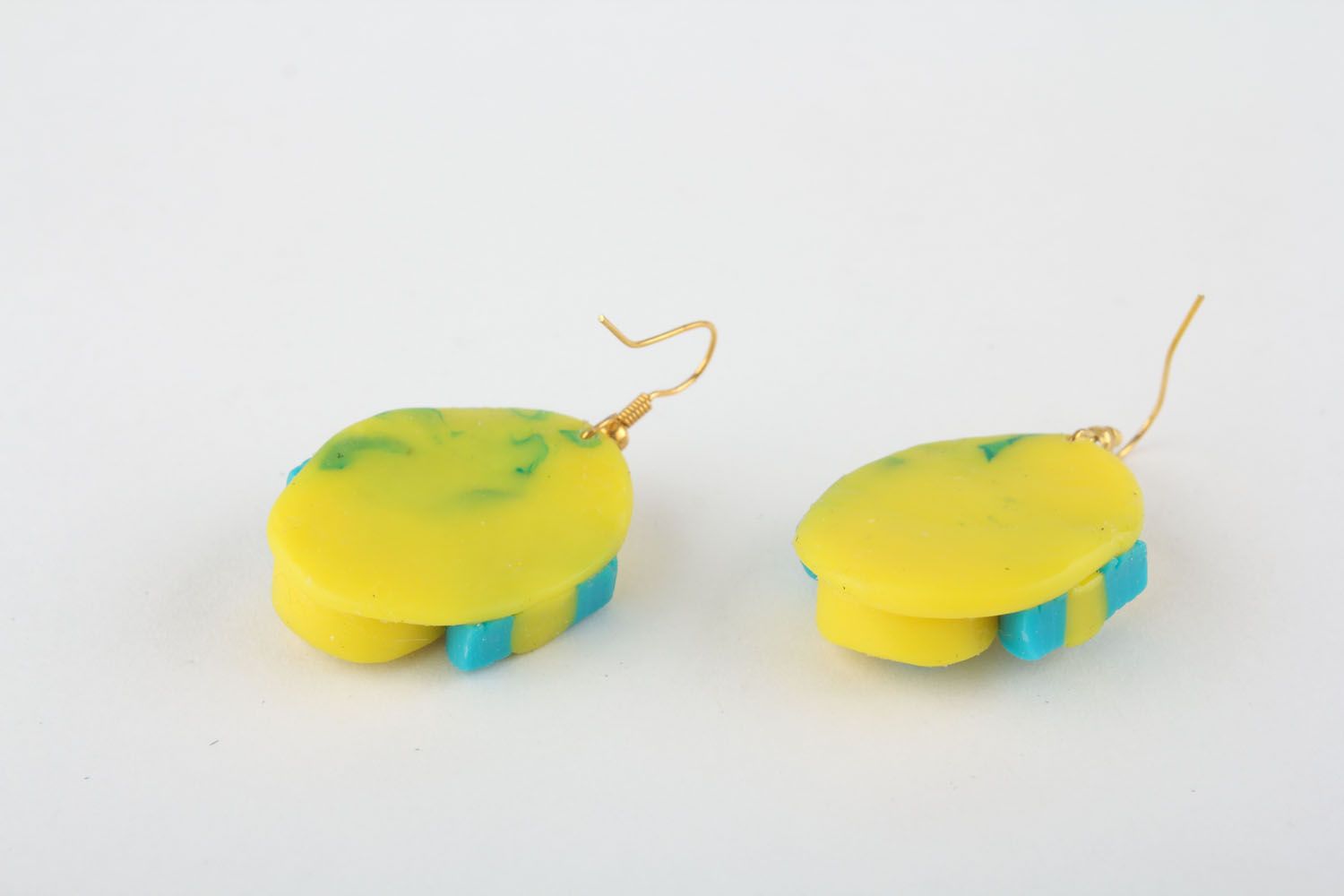 Runde Ohrringe aus Polymer Ton foto 3