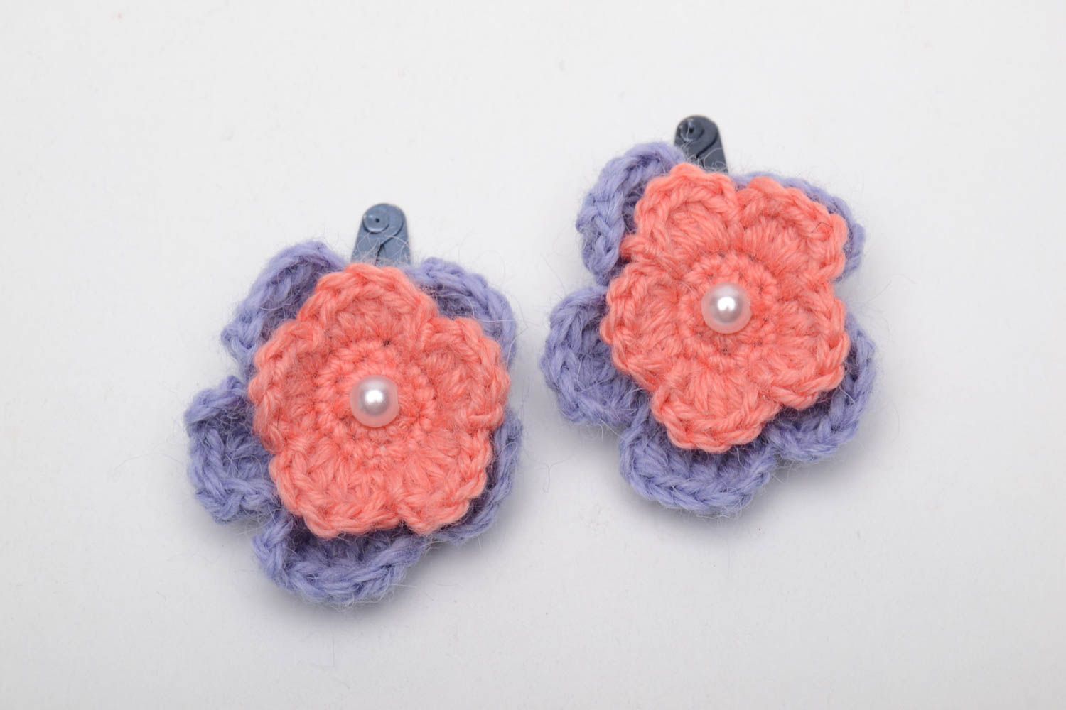 Pinces à cheveux avec fleurs tricotées au crochet faites main 2 pièces photo 2