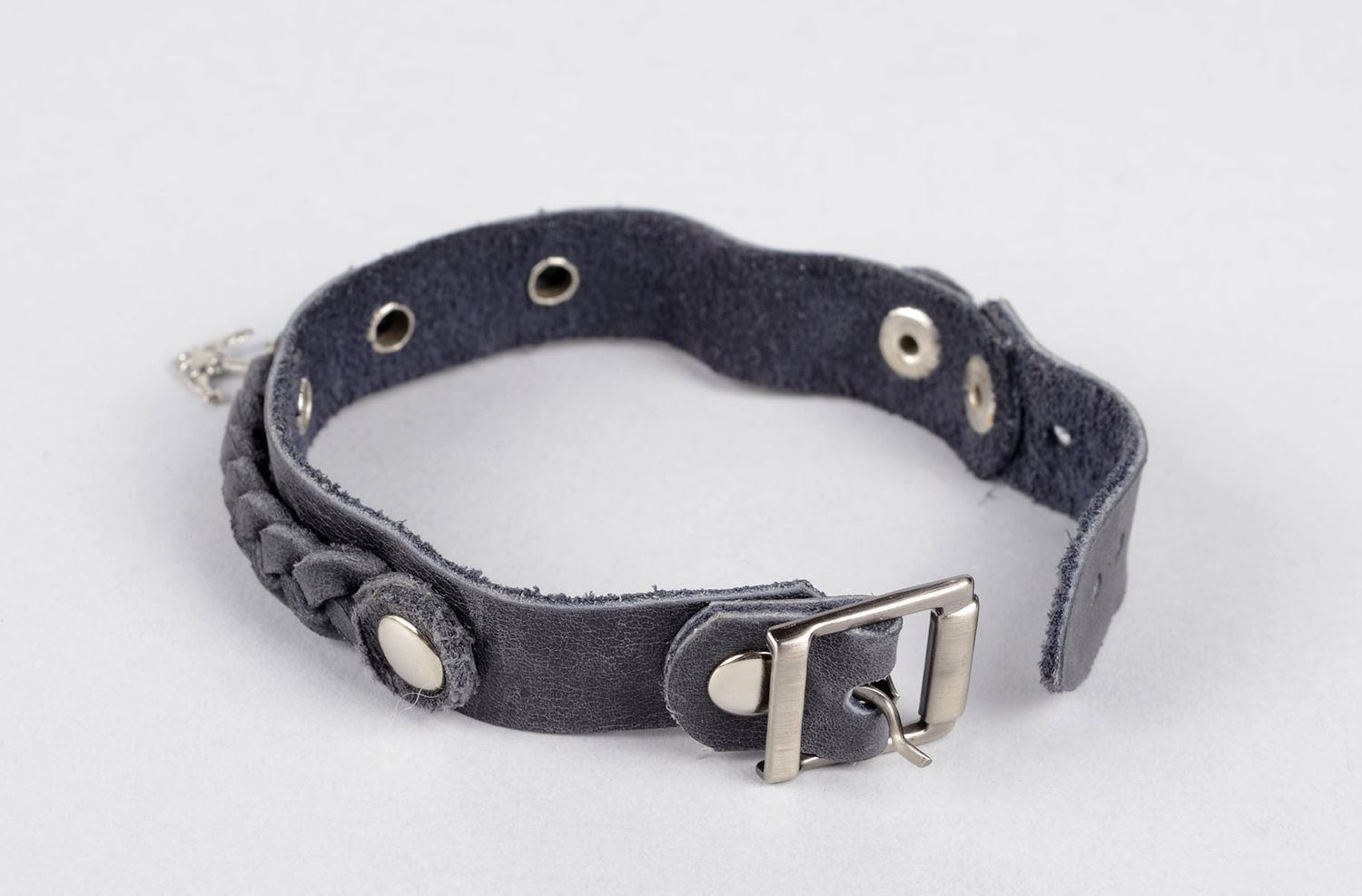 Stylish handmade leather bracelet fashion trends leather goods small gifts photo 3