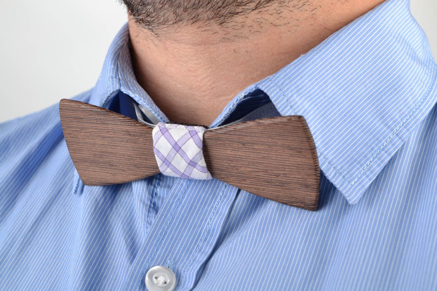 Author's wooden bow tie photo 4