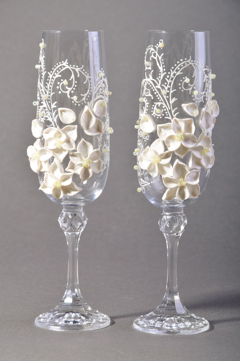 Set of handmade wedding glasses of white color with painting and molded flowers 2 items photo 2