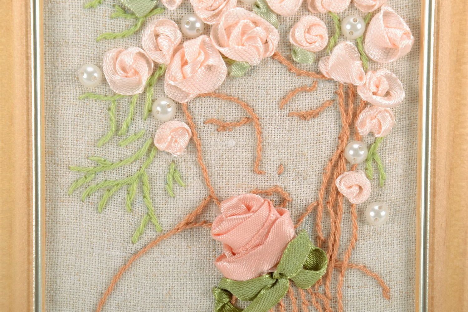 Picture embroidered with ribbons photo 2