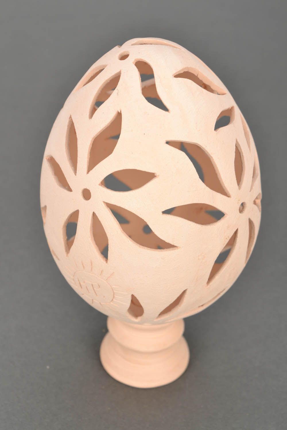 Большое декоративное керамическое яйцо фото 5