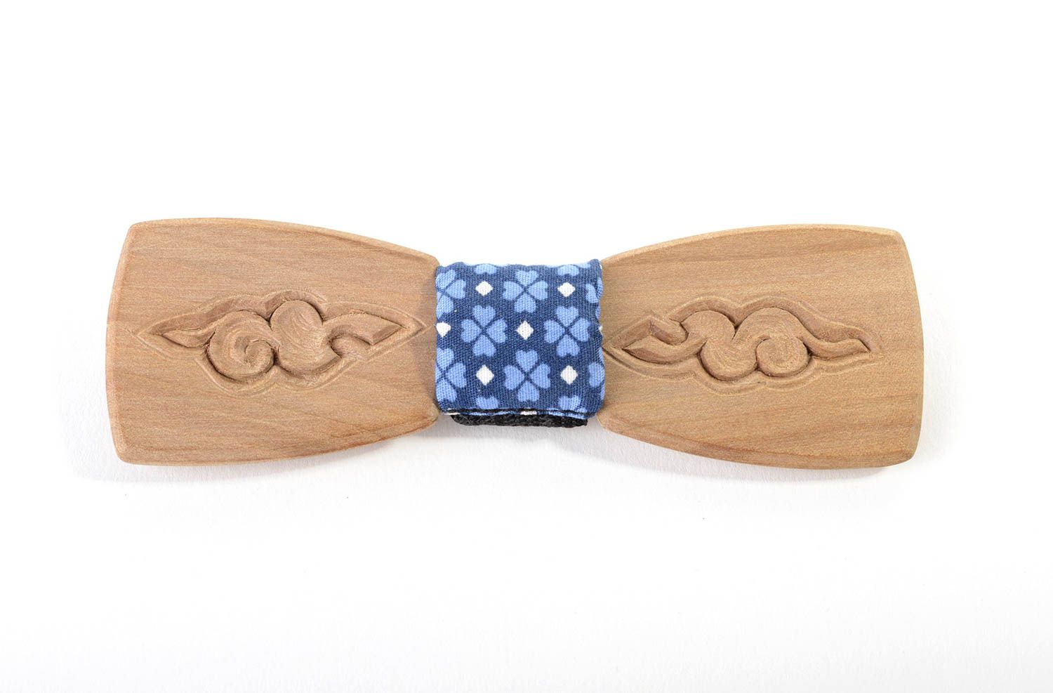 Fliege aus Holz mit Muster handmade Accessoire für Männer helle Krawatte Fliege foto 4