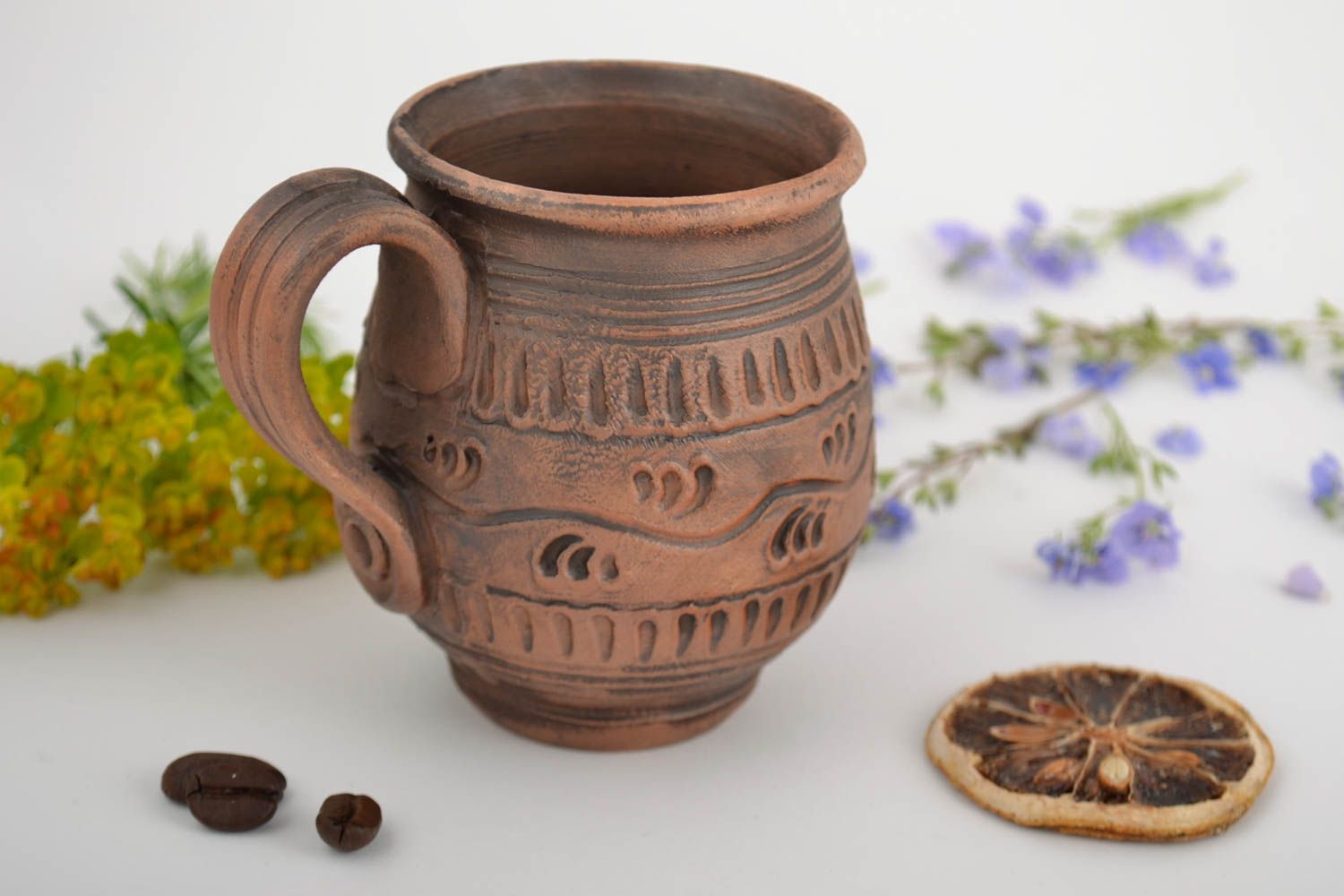 Tasse à café en argile faite main marron décorée d'ornements originale 15 cl photo 1