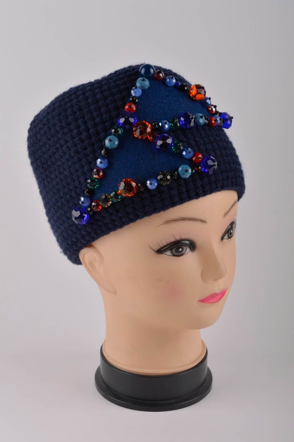 Bonnet tricot fait main Chapeau hiver Bonnet bleu foncé Vêtement pour femme photo 2