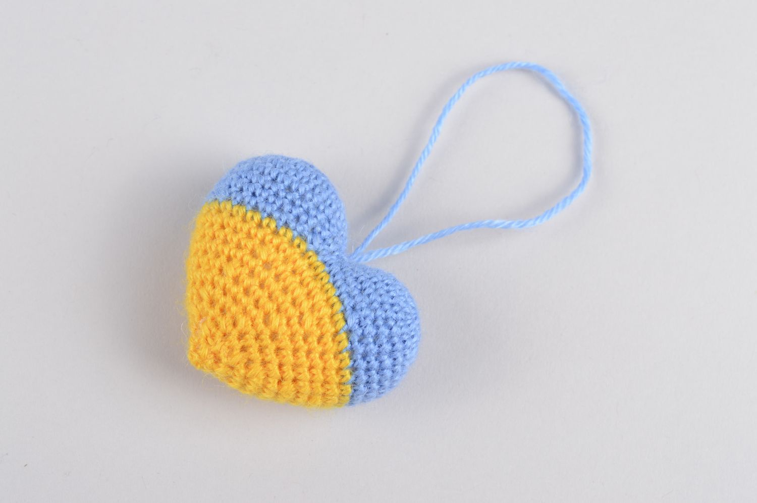 Beautiful handmade soft keychain crochet ideas fashion accessories gifts for kid photo 1