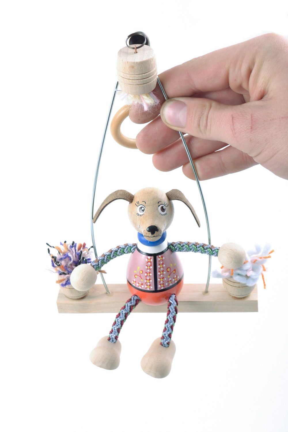 Nettes Öko Spielzeug Hund aus Holz mit der Schaukel handmade für Kinder Geschenk foto 2
