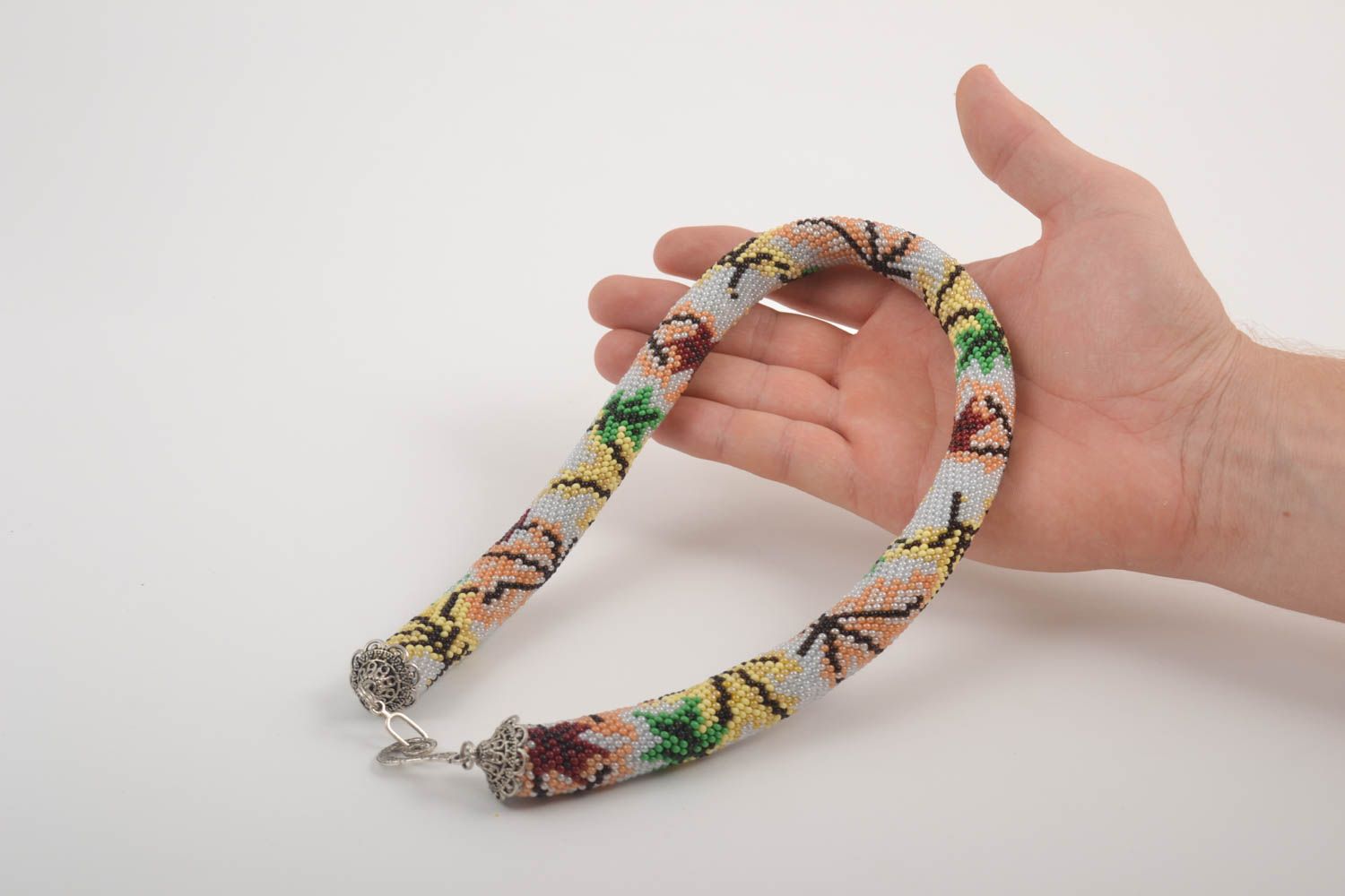 Collar hecho a mano de abalorios regalo original collar de moda con ornamentos foto 5