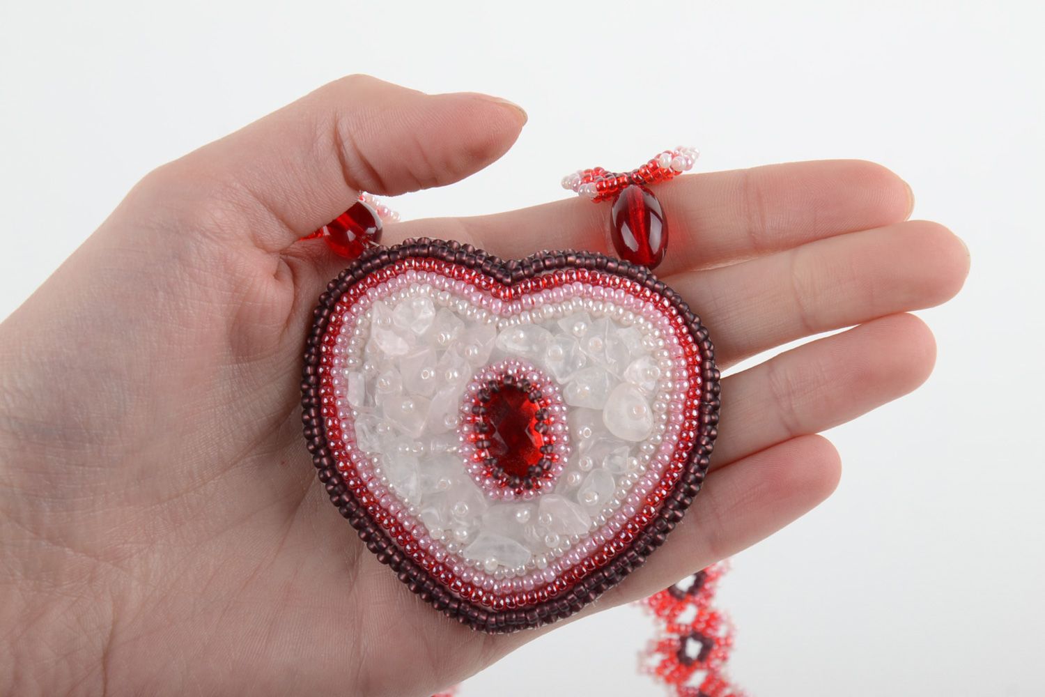 Handmade volume heart-shaped beaded neck pendant with leather basis for women photo 5