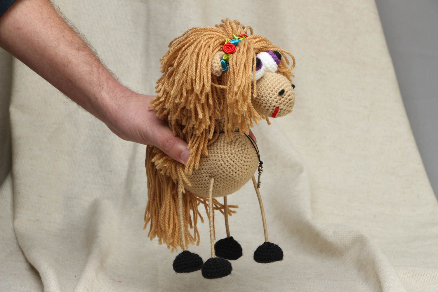 Peluche tricotée au crochet faite main Cheval photo 4