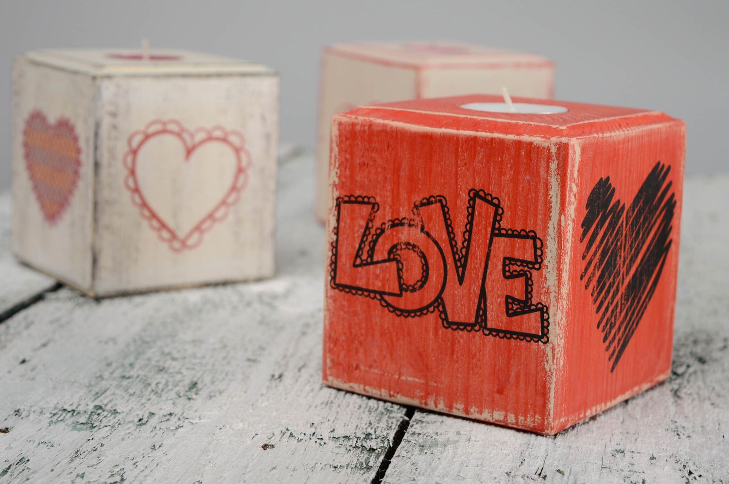 Handgemachter Kerzenhalter aus Holz Liebe foto 2