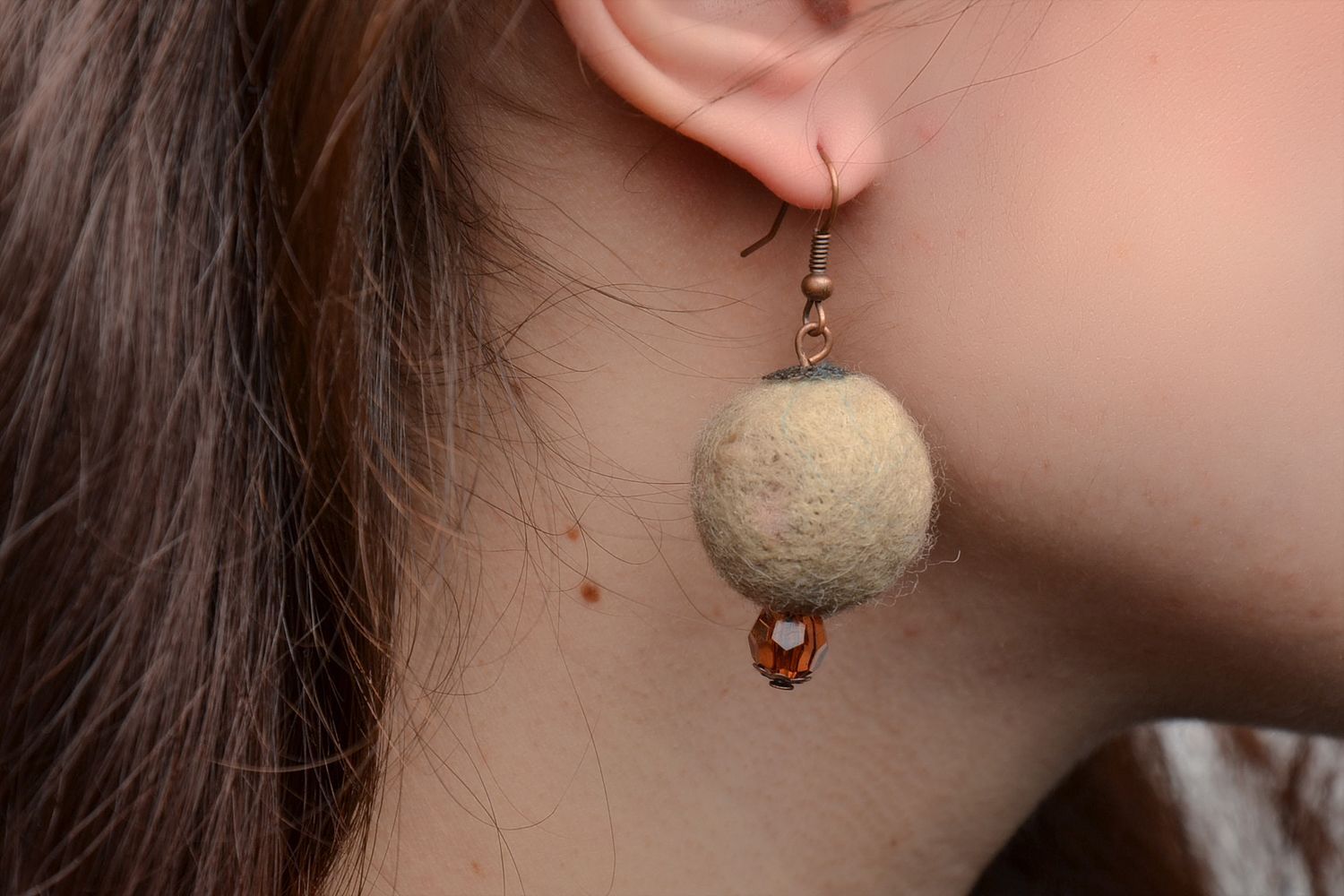 Felted wool earrings Cappuccino photo 2