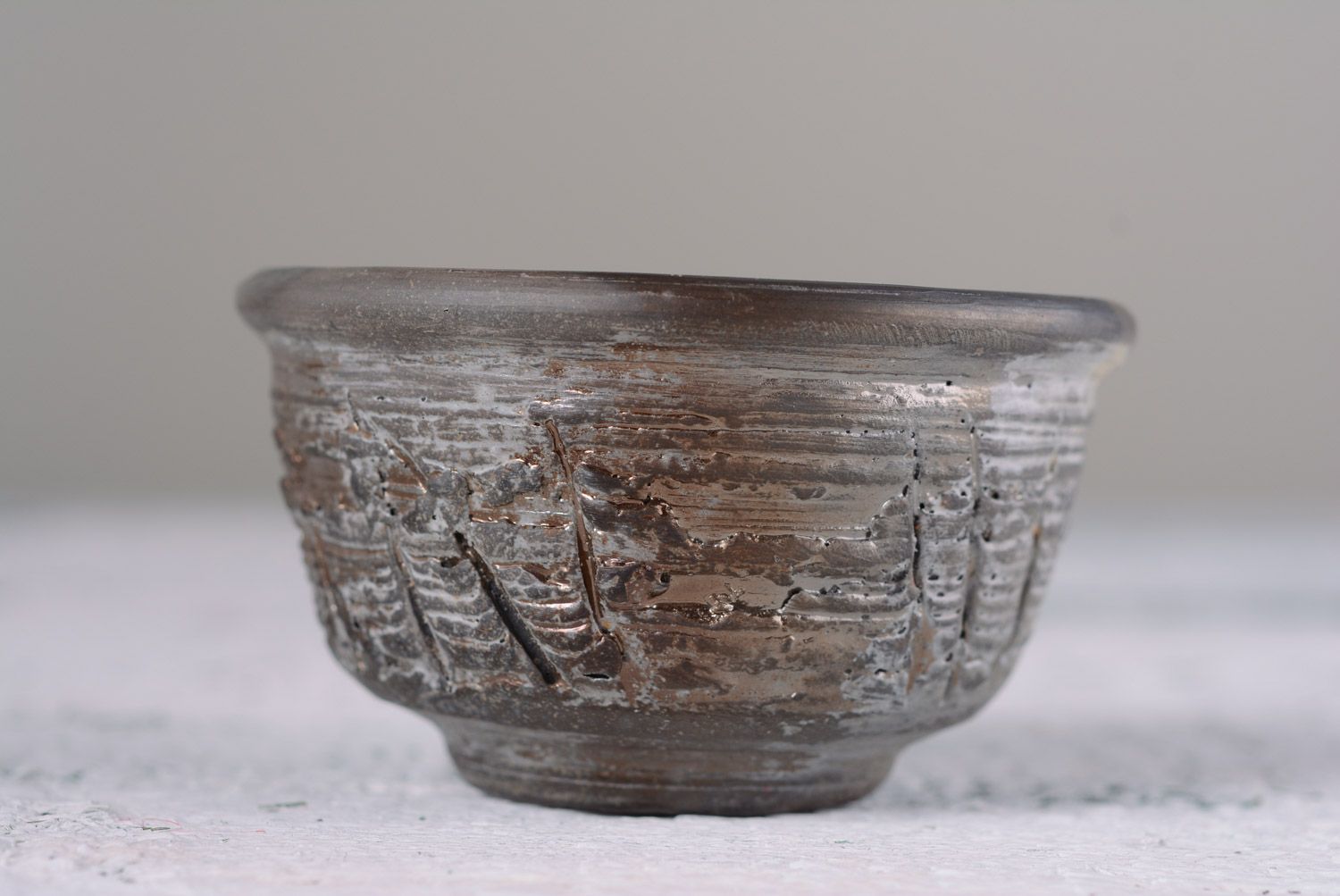 3,5 handmade ceramic pinch clay snack bowl in silver color 0,26 lb photo 1