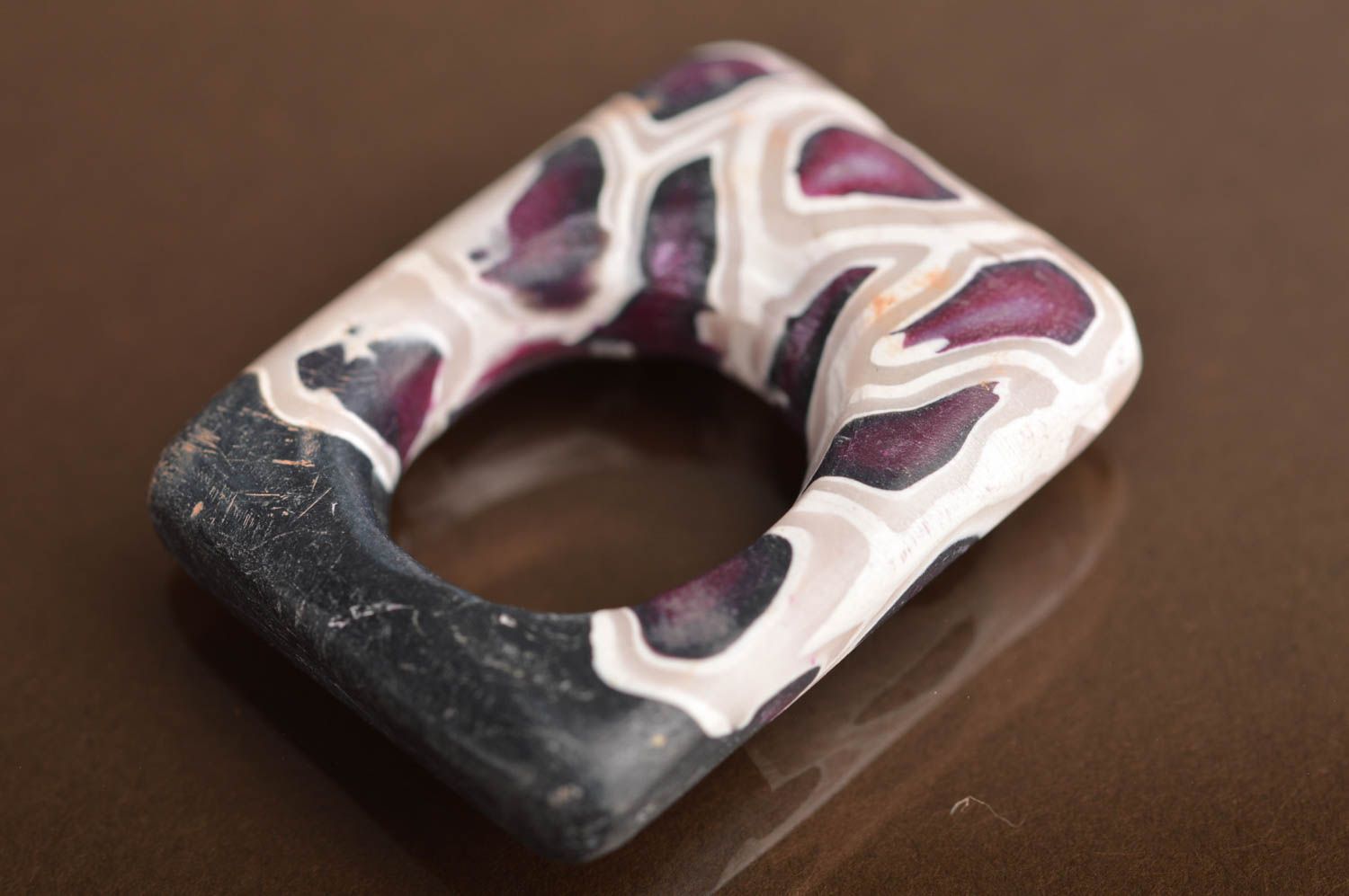 Quadratischer massiver Ring aus Polymer Ton handmade künstlerisch originell foto 5