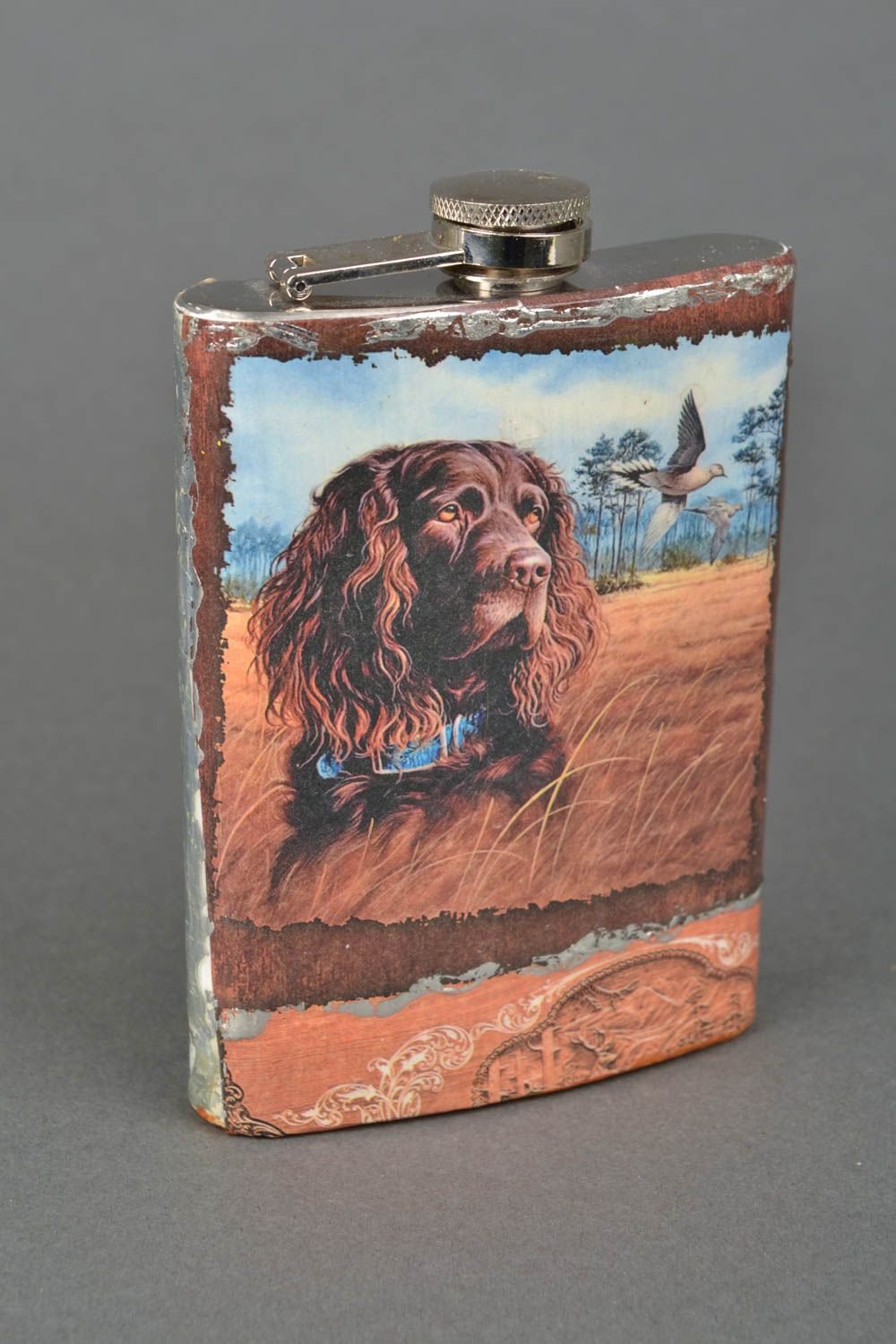 Decoupage metal flask with hunting print photo 4