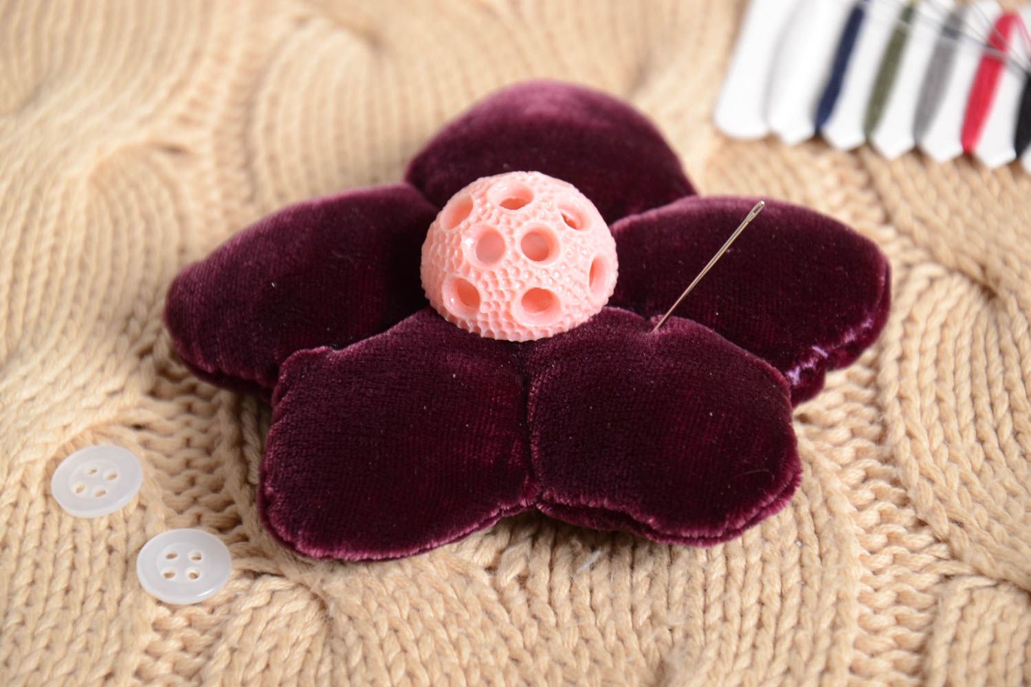 Alfiletero artesanal con forma de flor cosa para costura regalo para mujer foto 1