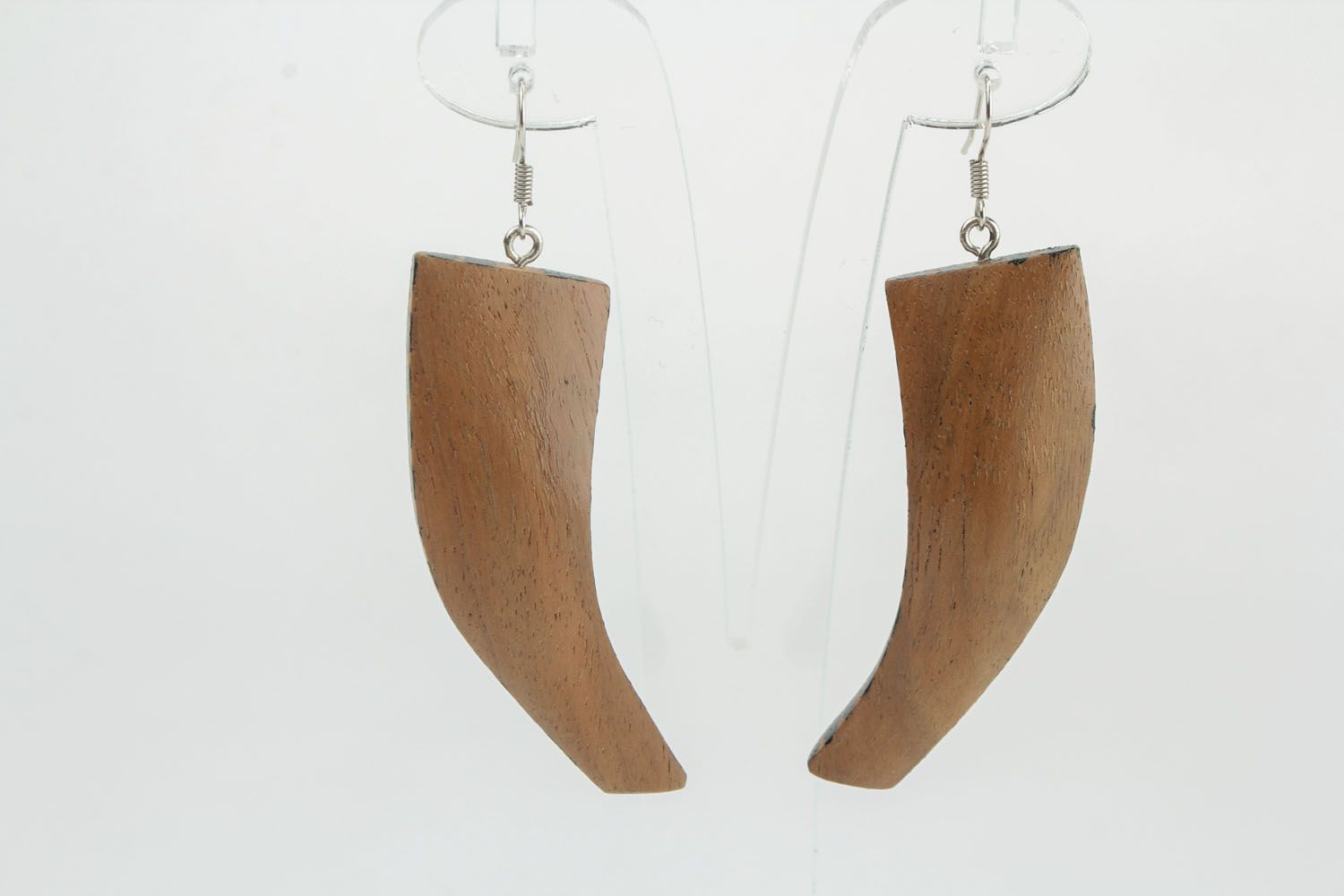 Boucles d'oreilles artisanales en bois naturel photo 5