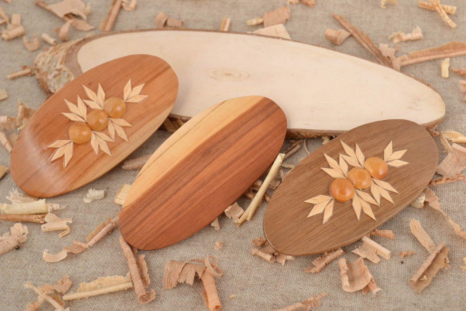 Ovale braune Damen Haarspangen aus Holz mit Muster handmade Set 3 Stück foto 1